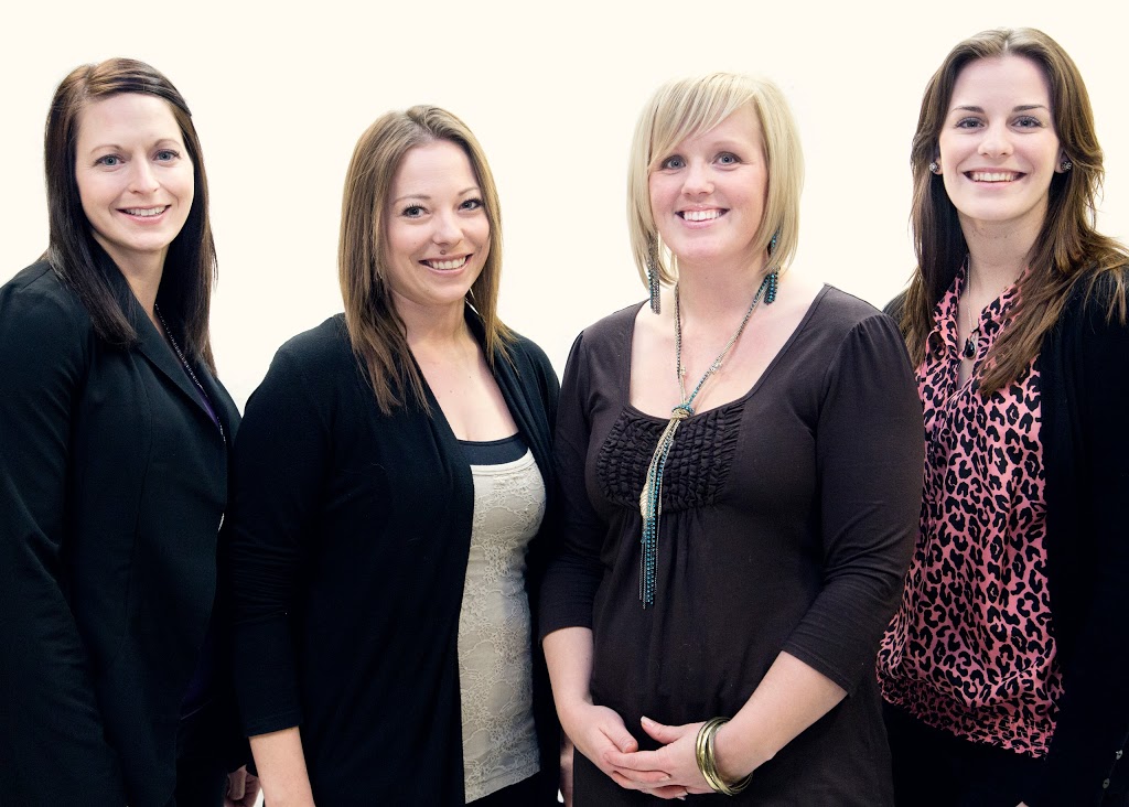 Sunova Credit Union | 613 Park Ave, Beausejour, MB R0E 0C0, Canada | Phone: (204) 268-3778