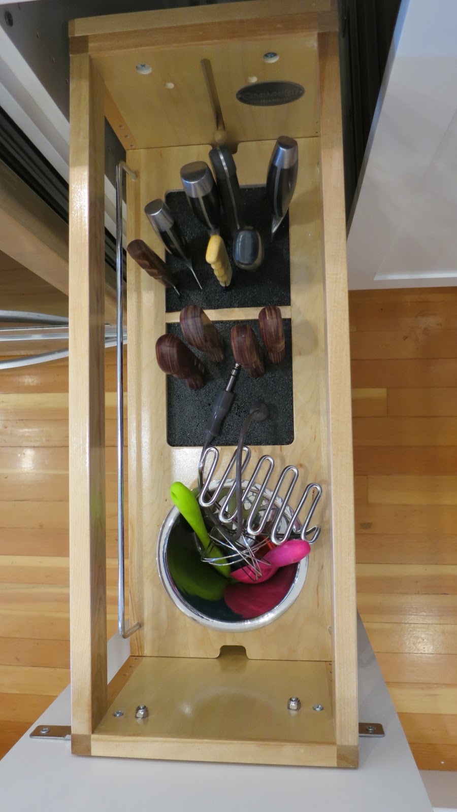 TGI Cabinet Works | 865 Shawnigan Lake-Mill Bay Rd, Mill Bay, BC V0R 2P2, Canada | Phone: (250) 733-0799