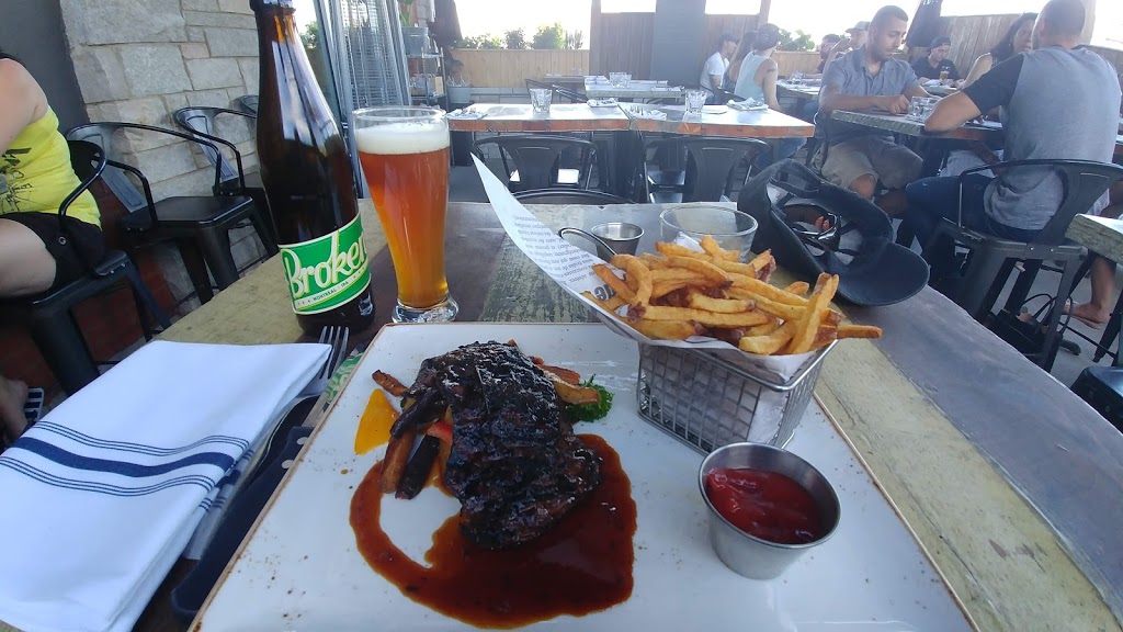 Pic Bois Bistro Terrasse | 30 Rue Émile-Despins, Charlemagne, QC J5Z 3L6, Canada | Phone: (450) 657-7878