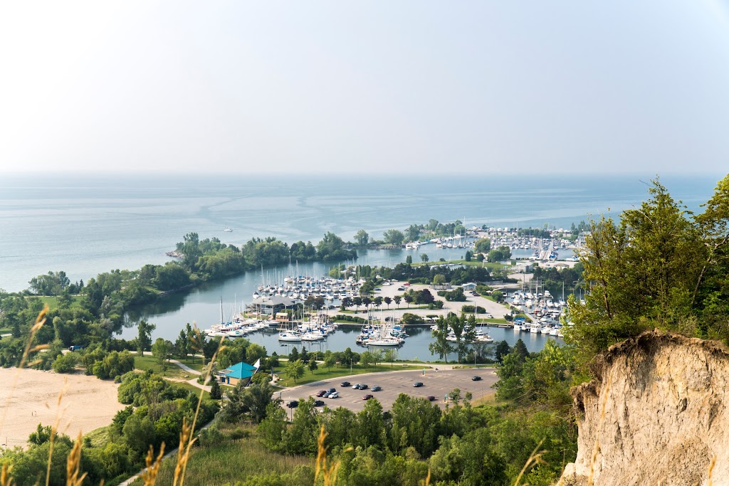 Derek Cormack Real Estate in The Bluffs | 3049 Kingston Rd, Scarborough, ON M1M 1P1, Canada | Phone: (647) 278-5508