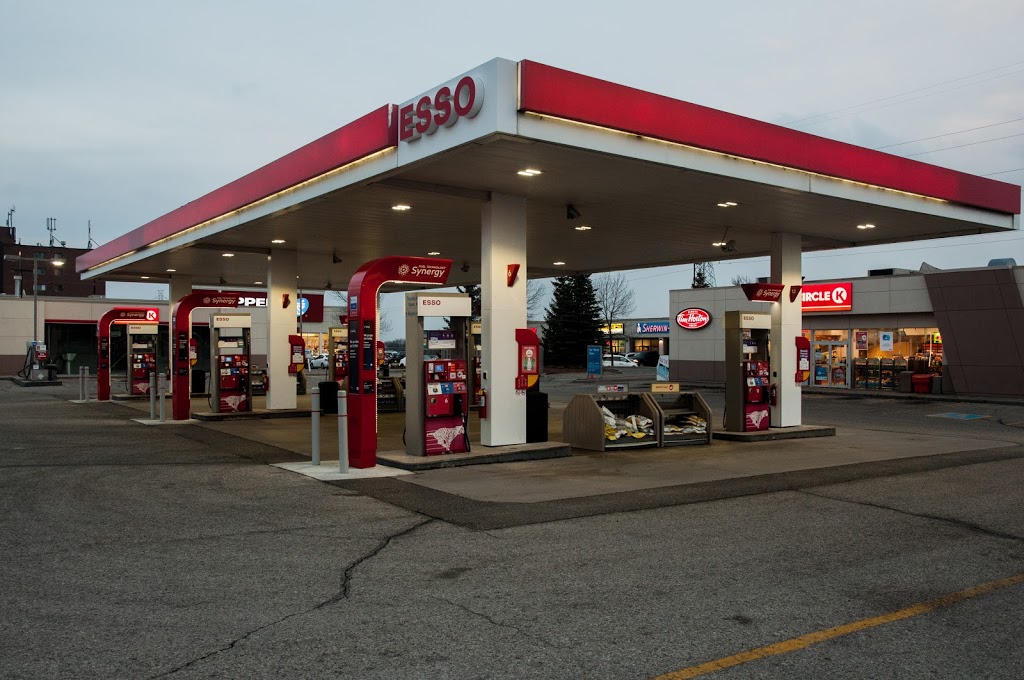 Esso | 110 Silvercreek Pkwy N, Guelph, ON N1H 7B4, Canada | Phone: (519) 829-3401