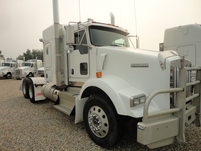 Andys Truck Sales | 25 Gasoline Alley E, Alberta T4E 1B3, Canada | Phone: (403) 341-6400