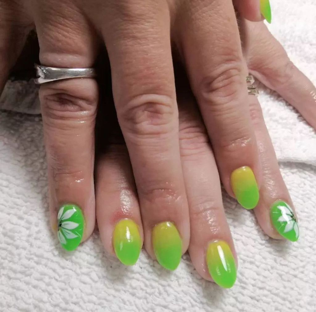 Daily Hair Salon& Barber Shop | 617 Somerset St W, Ottawa, ON K1R 5K3, Canada | Phone: (613) 790-1398