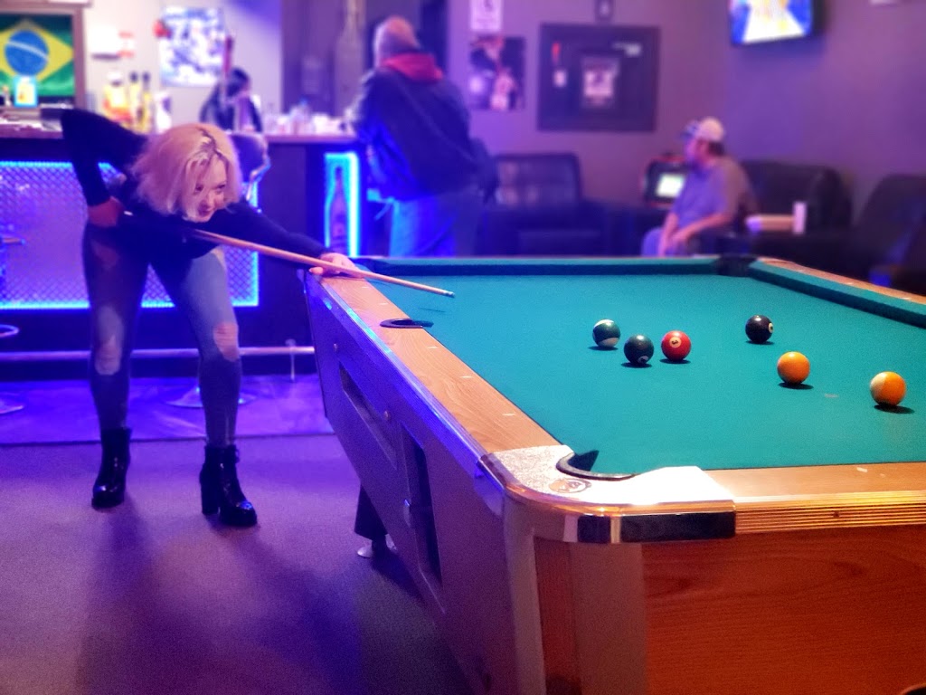 Airport Sports Bar & Grill | 351 Parkhurst Square unit#9, Brampton, ON L6T 0C2, Canada | Phone: (905) 790-2077