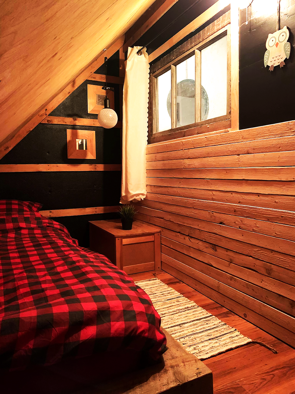 Chalet Le Repère de lOrignal - nature & lac | 491 Rue des Glaïeuls, Chertsey, QC J0K 3K0, Canada | Phone: (514) 229-5102