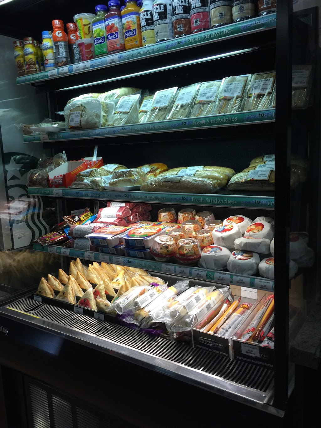 Husky Mart | 9060 Bridgeport Rd, Richmond, BC V6X 1S1, Canada | Phone: (604) 278-0011