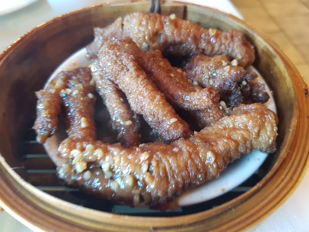 Edgemont City Asian Cuisine | 45 Edenwold Dr NW #209, Calgary, AB T3A 3S8, Canada | Phone: (403) 547-0239