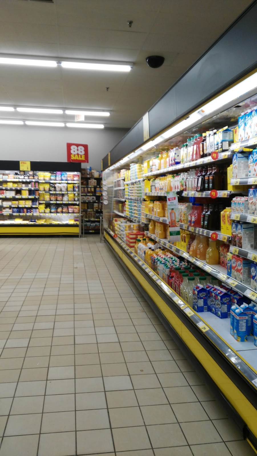 Steves No Frills | 20895 Dalton Rd, Sutton, ON L0E 1R0, Canada | Phone: (866) 987-6453