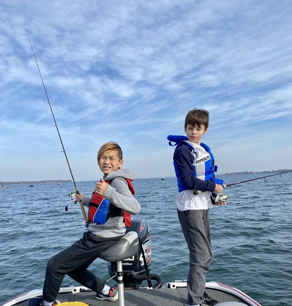 Fishcrazy Guide Service | 781 Edward St, Innisfil, ON L9S 2S2, Canada | Phone: (647) 808-3648
