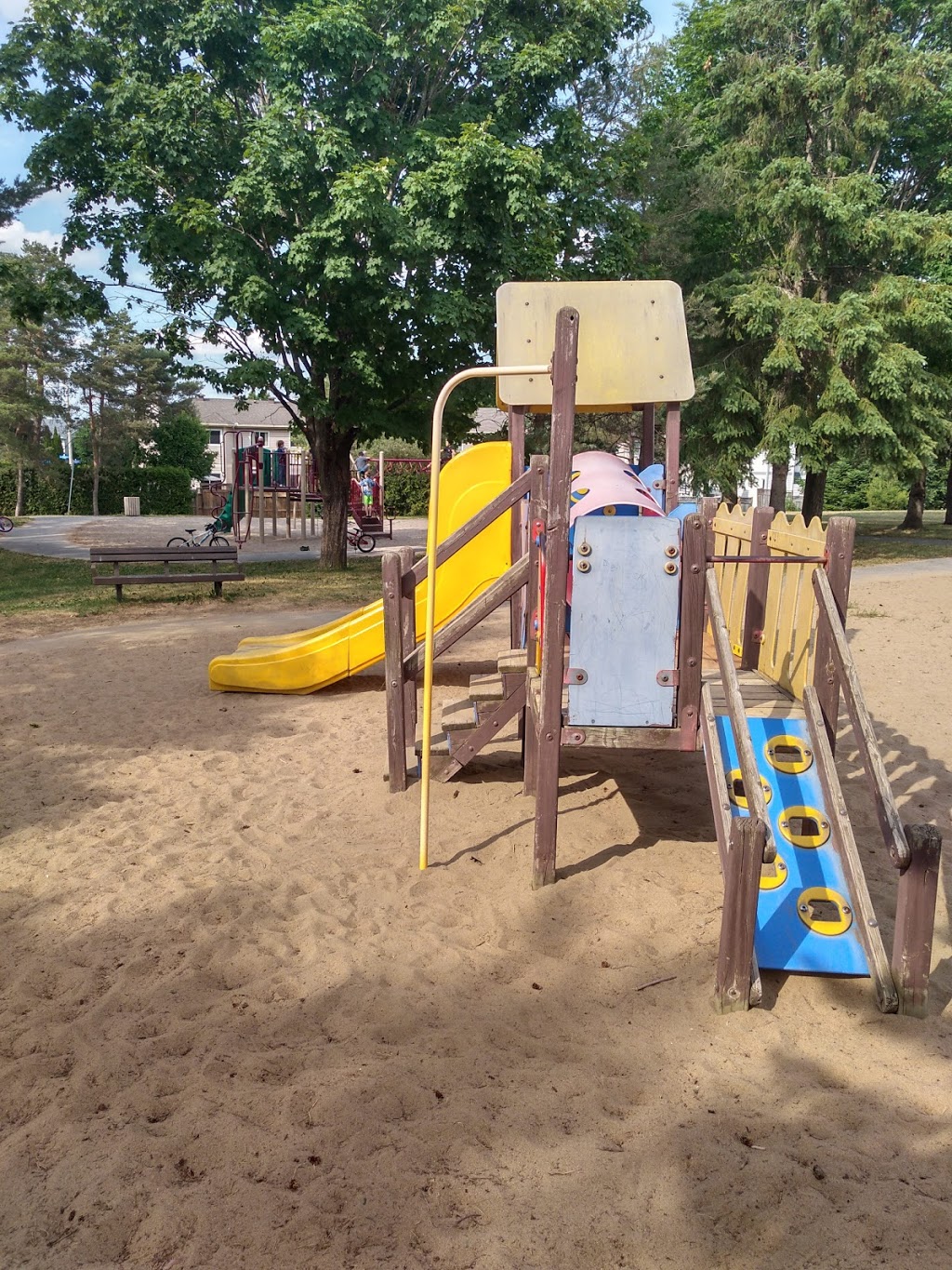 Bridlewood Park | Kanata, ON K2M 2K4, Canada