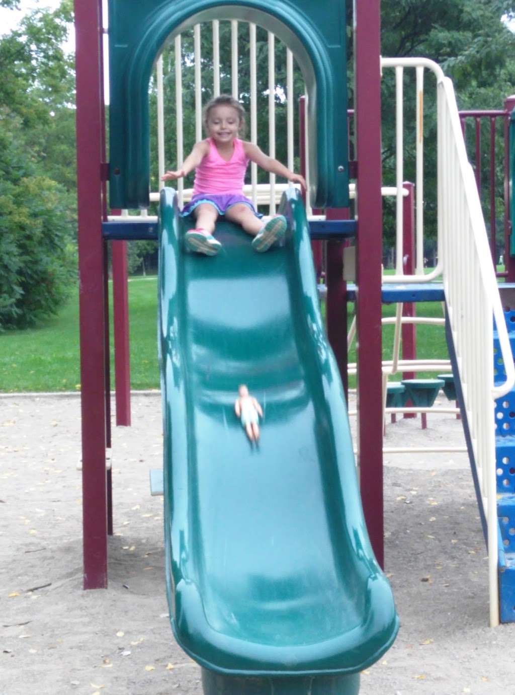 Mitches Park | Upper Queen St, London, ON N6C, Canada