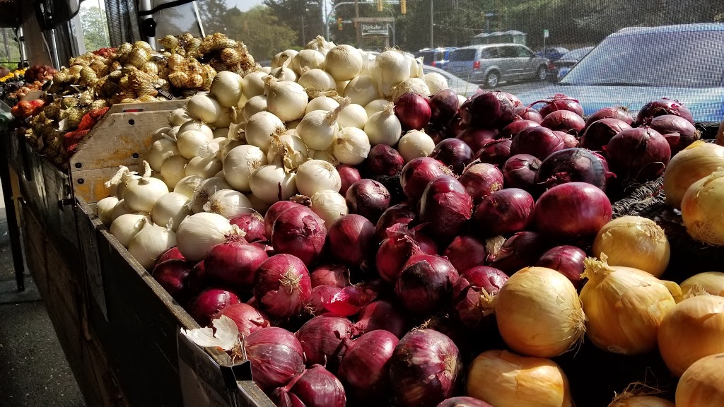 The Root Cellar Village Green Grocer | 1286 McKenzie Ave, Victoria, BC V8P 5P2, Canada | Phone: (250) 477-9495