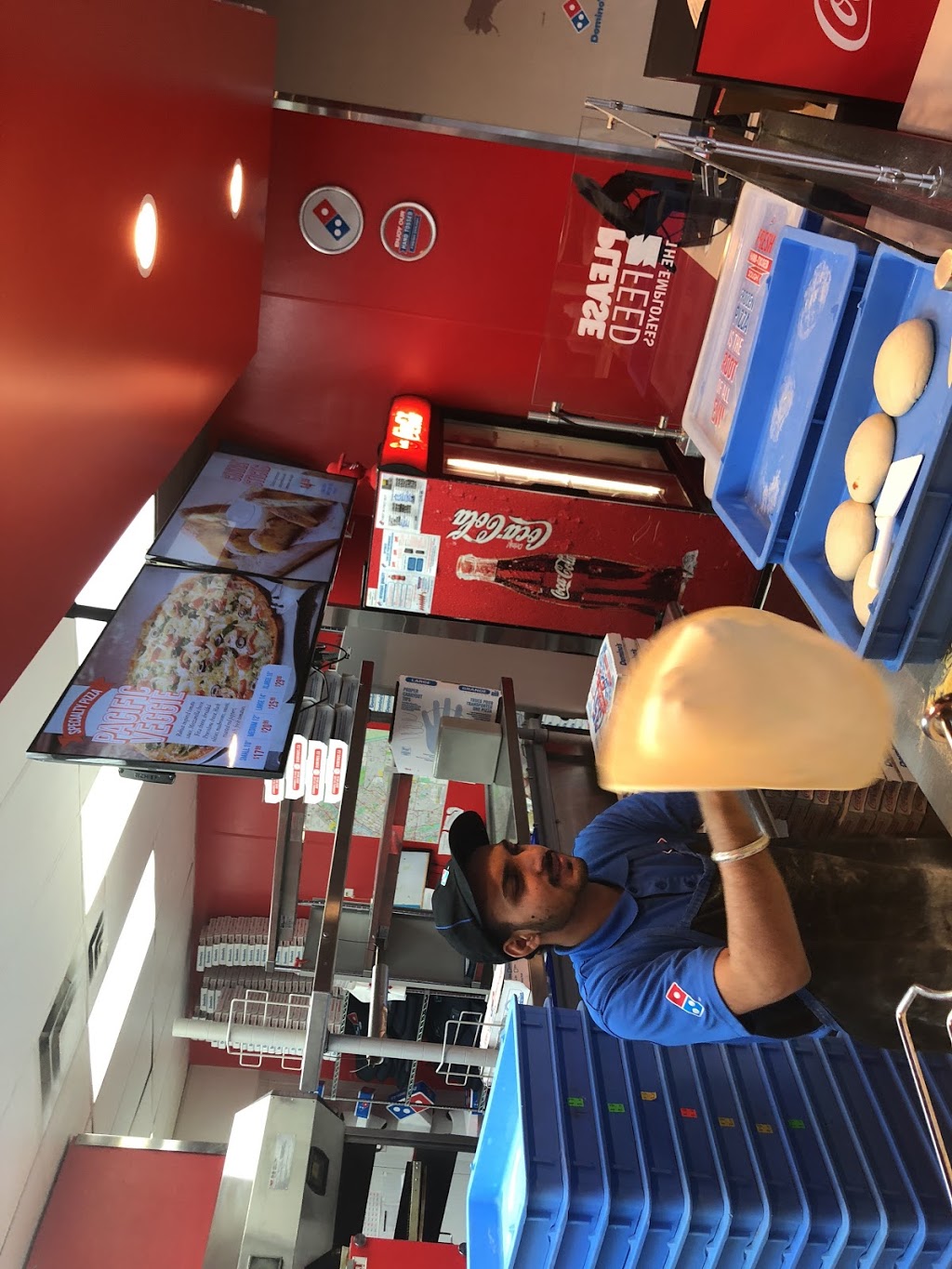 Dominos Pizza | 233 Regent Ave W, Winnipeg, MB R2C 1R3, Canada | Phone: (204) 987-5557