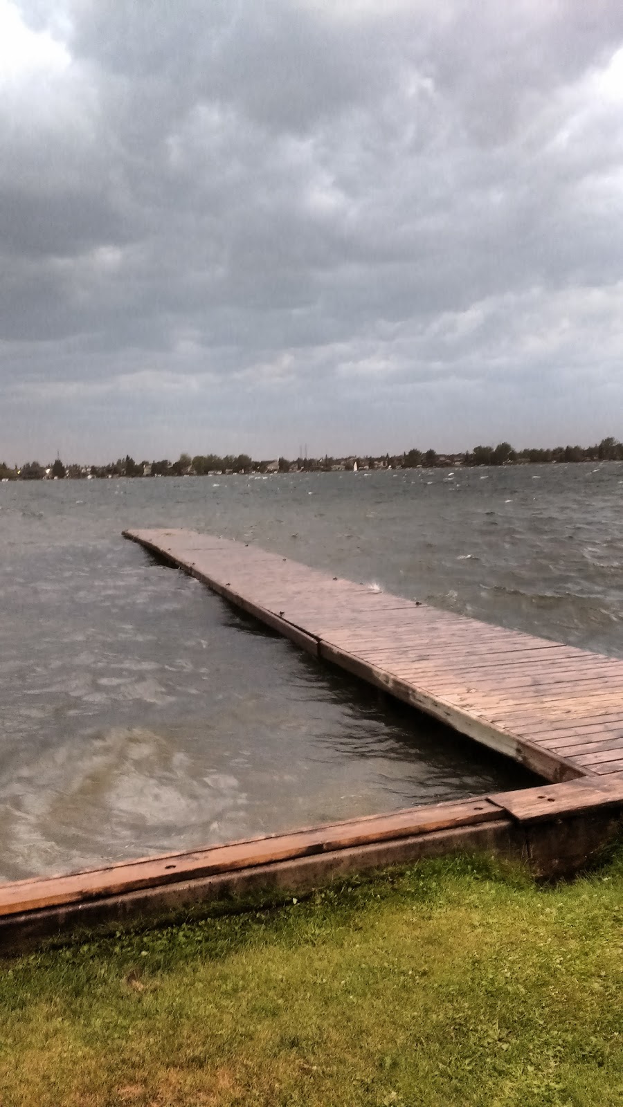 Calgary Yacht Club | 635 E Chestermere Dr, Chestermere, AB T1X 1A5, Canada | Phone: (403) 272-3300