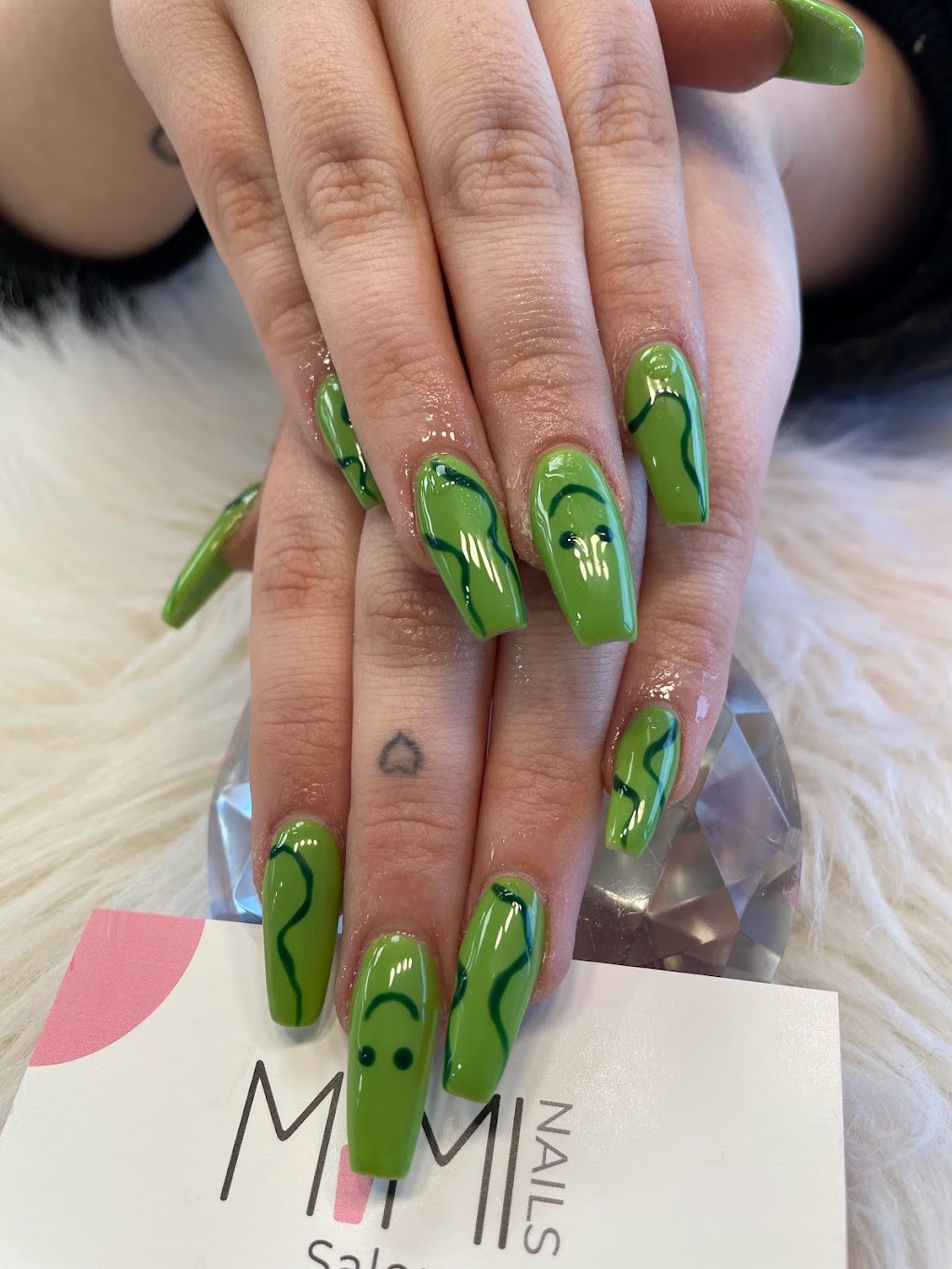 Mimi Nails | 341 Geneva St, St. Catharines, ON L2N 2G3, Canada | Phone: (905) 934-1776