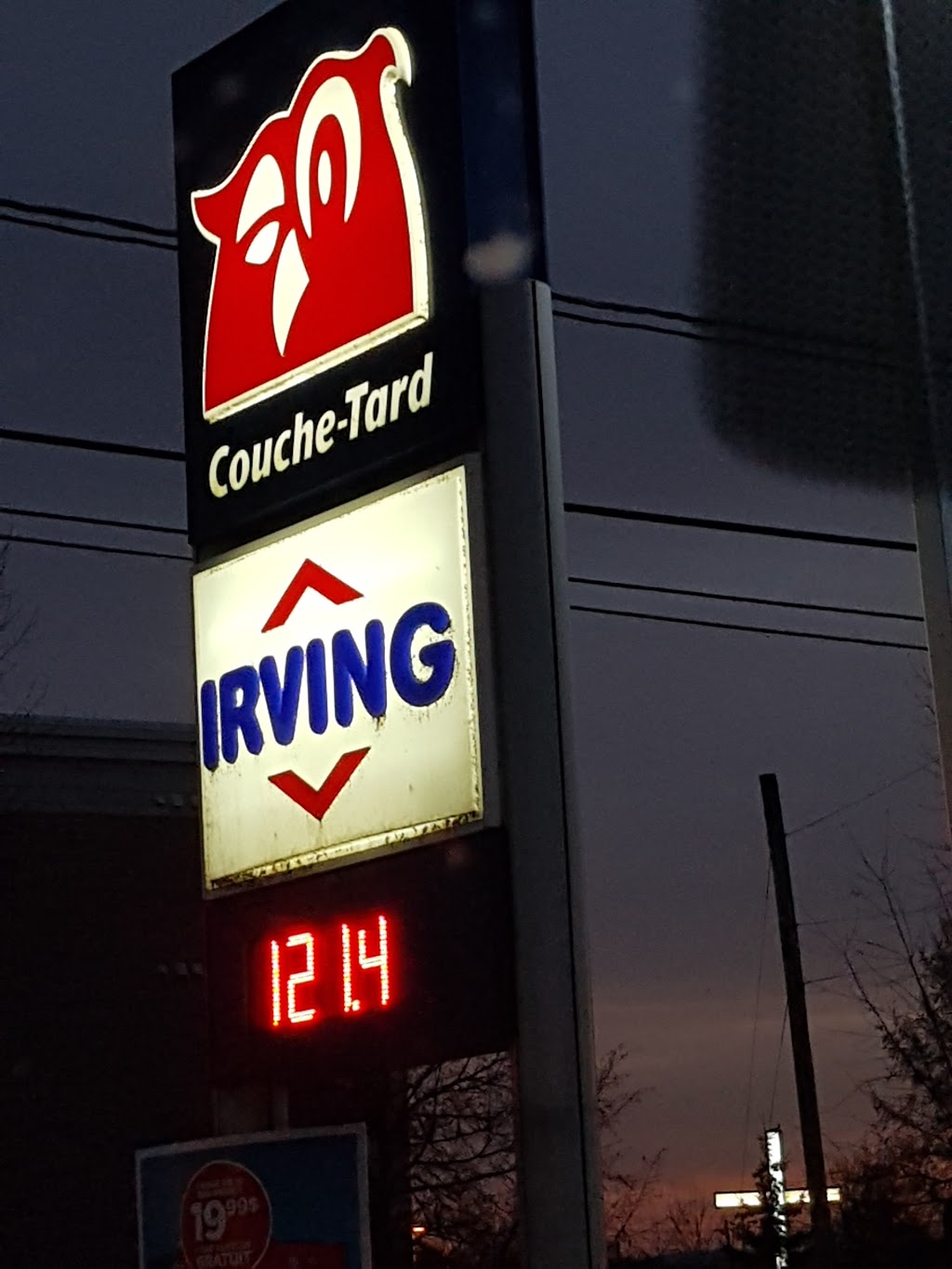 Couche-Tard | 991 Rue Sherbrooke, Magog, QC J1X 2S8, Canada | Phone: (819) 843-2416