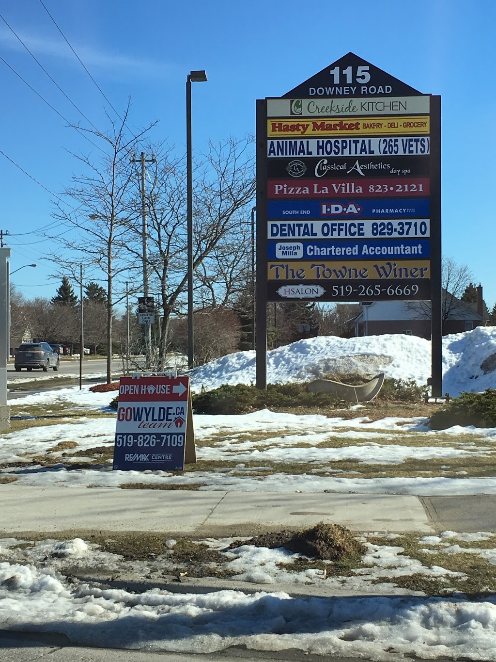 Downey Animal Hospital | 115 Downey Rd #9a, Guelph, ON N1C 1A2, Canada | Phone: (519) 265-8387