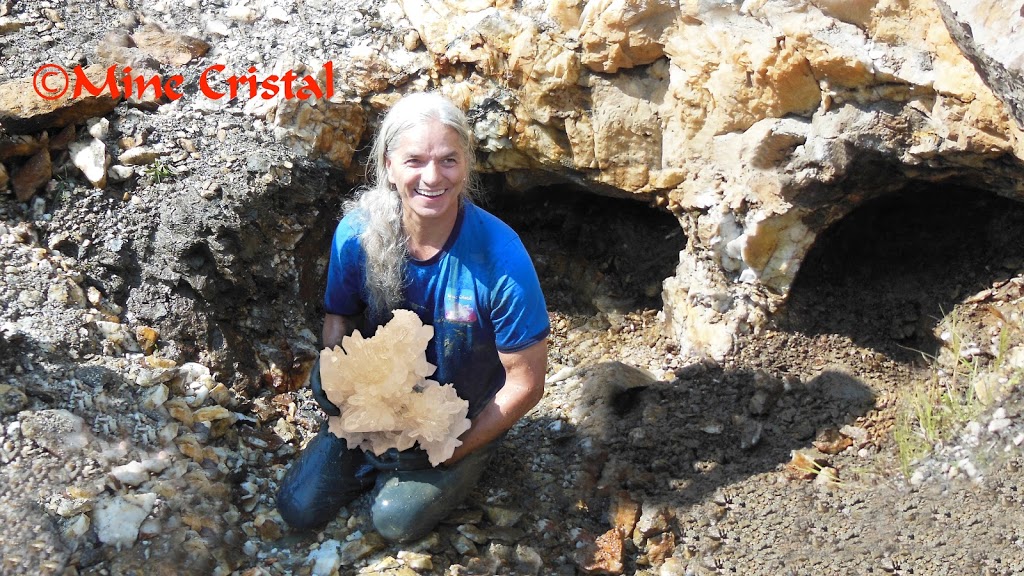 Mine Cristal | 430 Rang 11, Bonsecours, QC J0E 1H0, Canada | Phone: (450) 535-6550