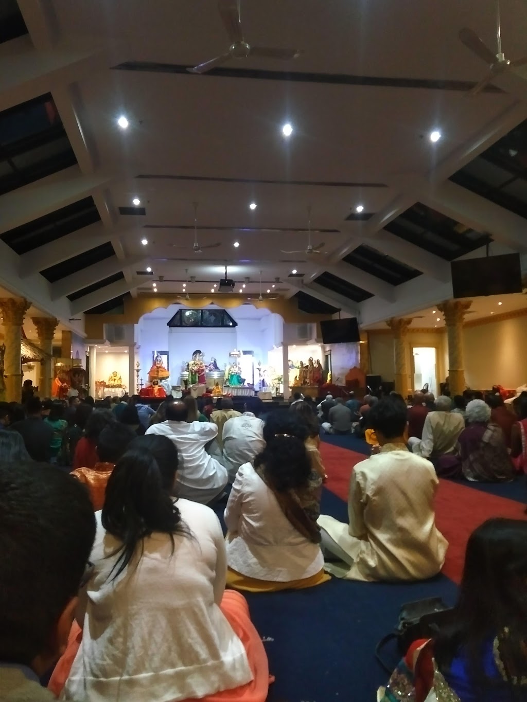 Vishnu Mandir | 8640 Yonge St, Richmond Hill, ON L4C 6Z4, Canada | Phone: (905) 886-1724