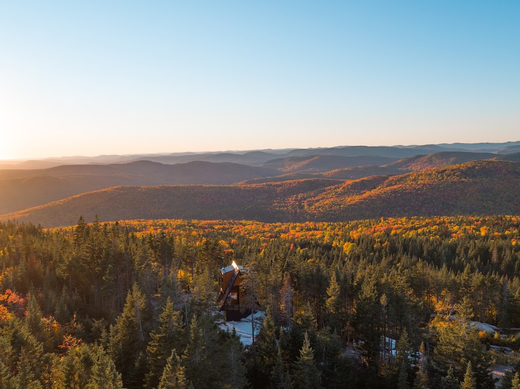 La cAbin ride&sleep | 145 Chem. du Moulin, La Jacques-Cartier, QC G3B, Canada | Phone: (418) 952-6425