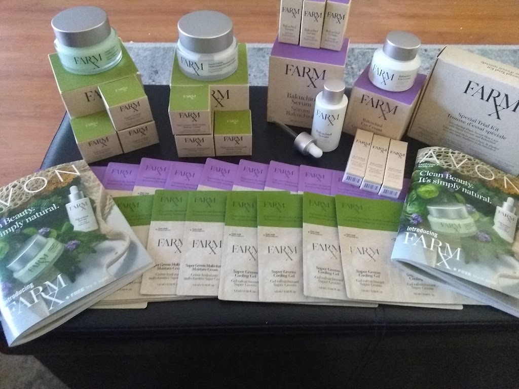 Avon Canada representative Elysha | 2 Royalwood Ct #51, Stoney Creek, ON L8E 4Z1, Canada | Phone: (905) 512-4636