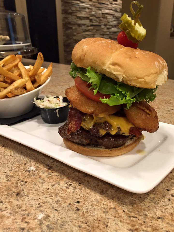 Cortina Restaurant | 3-383 Centre St, Espanola, ON P5E 1E4, Canada | Phone: (705) 869-2104
