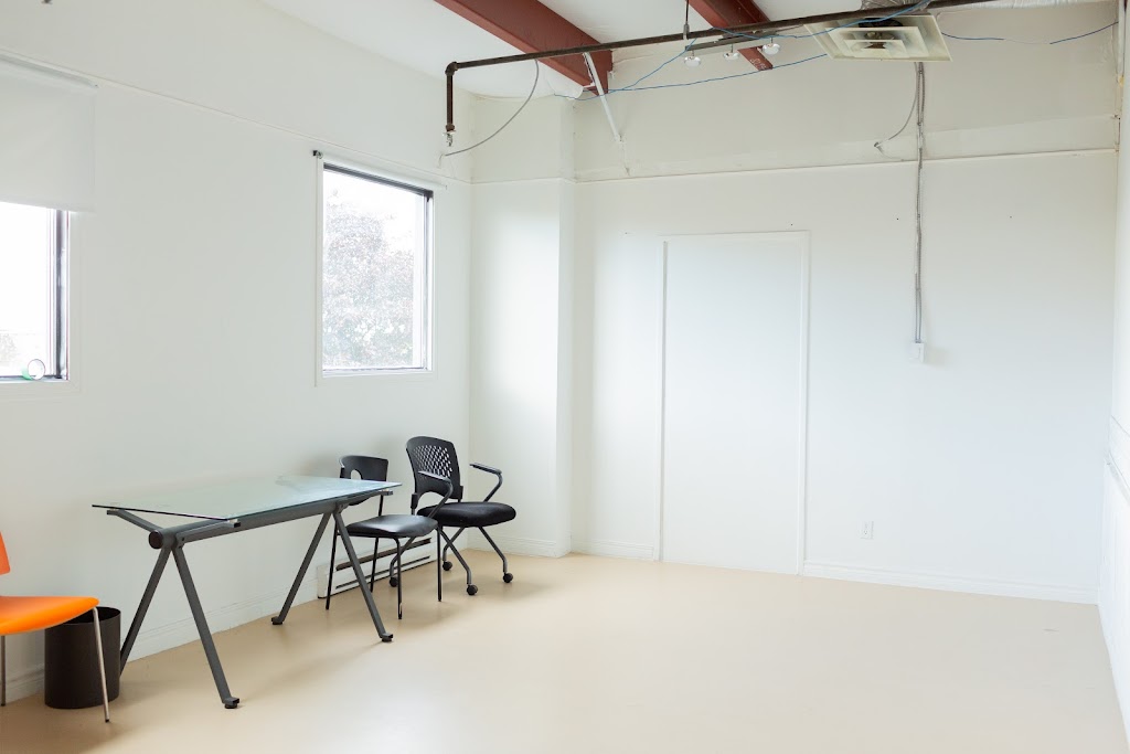 Uniyen Studios | 70 Bongard Ave Unit i, Nepean, ON K2E 7Z9, Canada | Phone: (613) 870-4343