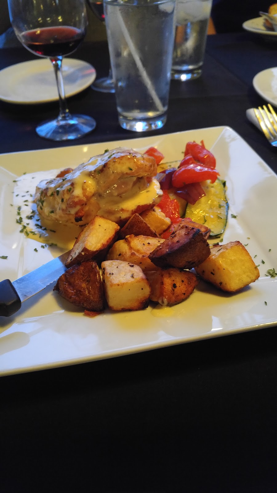 Ciccos Ristorante Minesing | 1630 George Johnston Rd, Minesing, ON L0L 1Y0, Canada | Phone: (705) 722-0001
