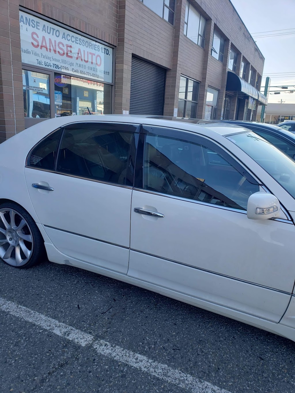 Diamond Auto Glass | 2054 Kingsway Ave, Port Coquitlam, BC V3C 6N2, Canada | Phone: (604) 649-6535