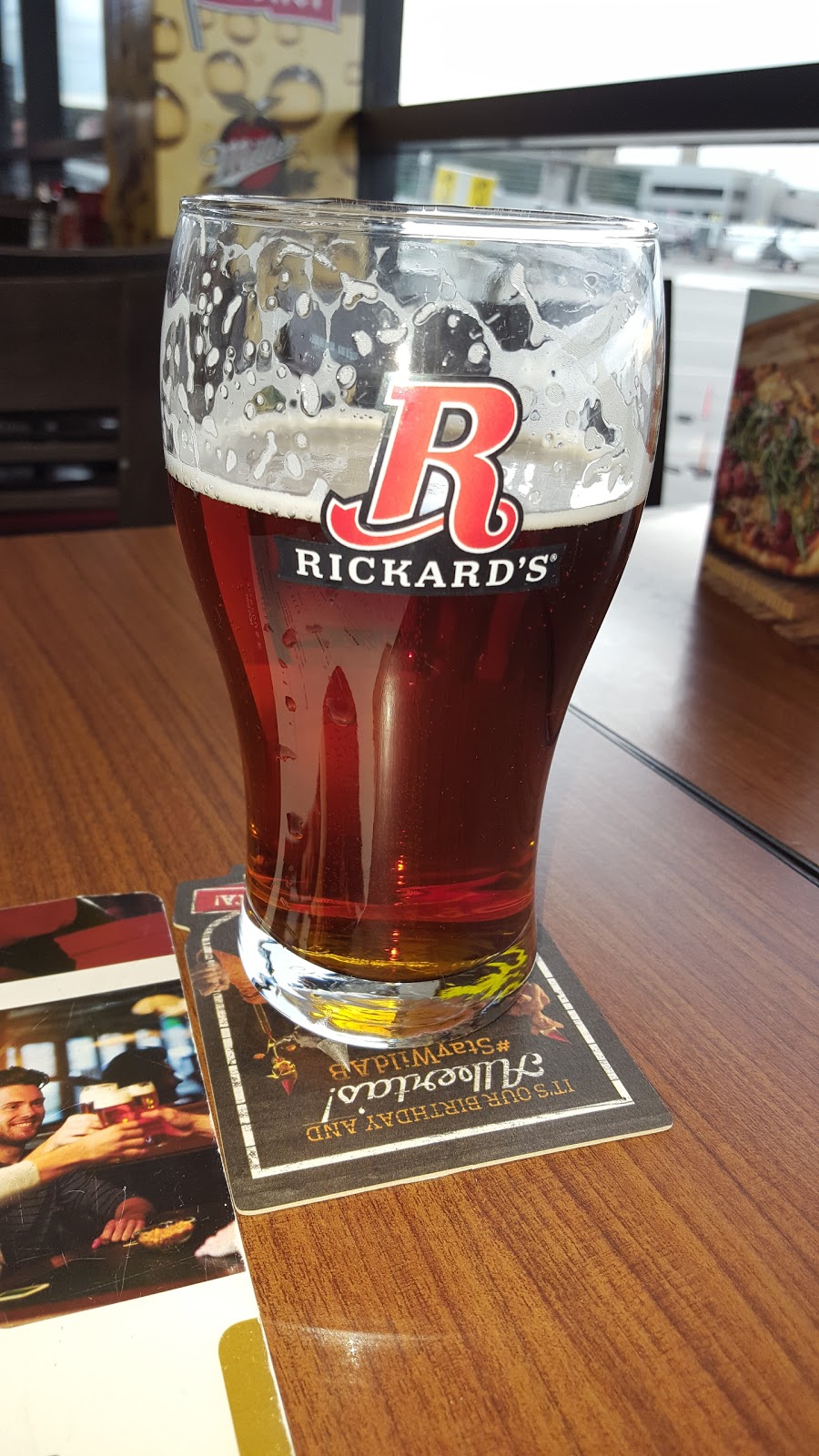 Molson Brewhouse | 2000 Airport Rd NE, Calgary, AB T2E 6Z8, Canada | Phone: (403) 291-6103