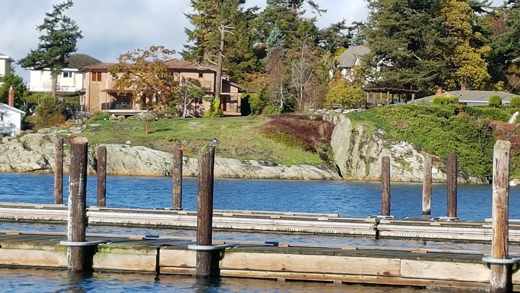 MacAulay Point Park | 304 Clifton Terrace, Victoria, BC V9A 5X9, Canada | Phone: (250) 412-8525