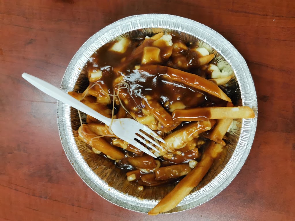 Mr. Mozzarella Pizza and Wings | 1433 Woodroffe Av, Nepean, ON K2G 1W1, Canada | Phone: (613) 226-9000