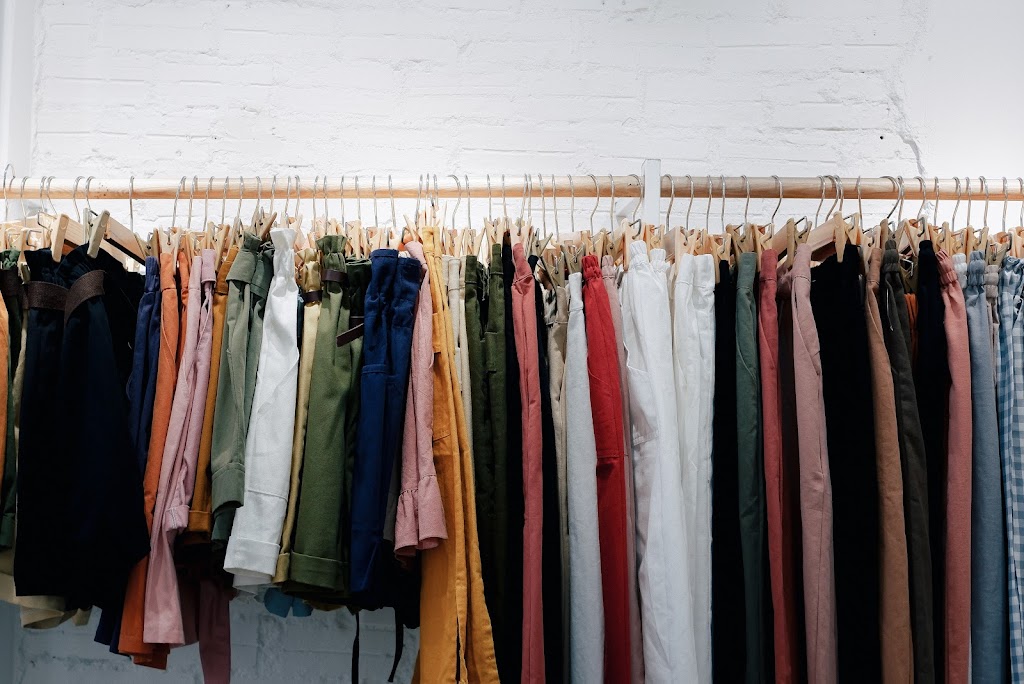 Chic Fripes | 507 Rue Principale, Lachute, QC J8H 1Y5, Canada | Phone: (514) 660-8016