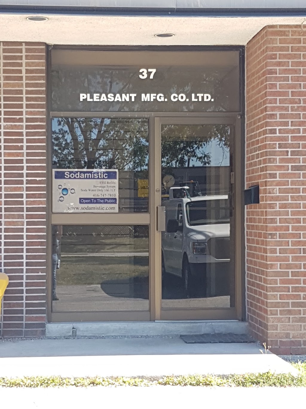 Sodamistic International | 37 Baywood Rd, Etobicoke, ON M9V 3Y8, Canada | Phone: (416) 747-7810