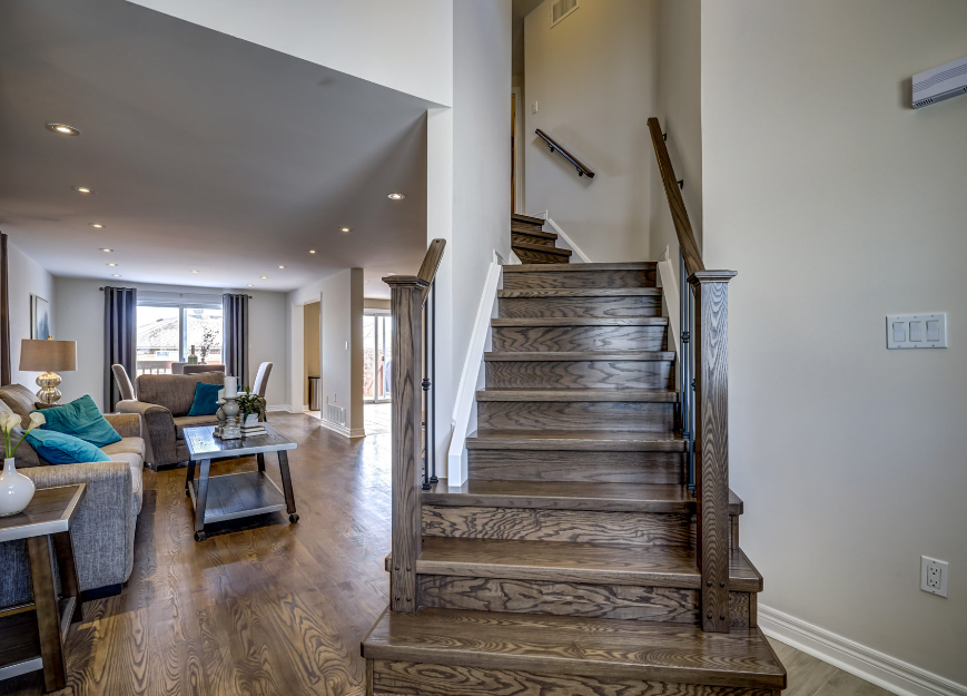 Pique Homes | 9 Pine Ln, Barrie, ON L4M 4Y8, Canada | Phone: (705) 999-8258