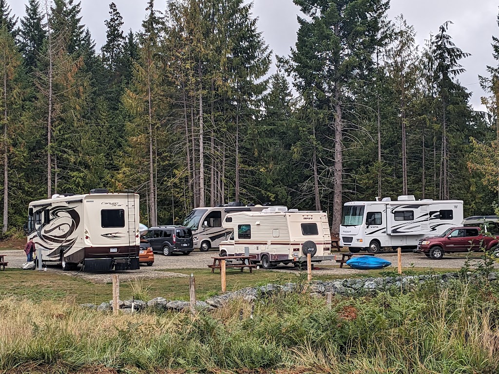 Lily Pond RV | 2540 MacPherson Rd, Qualicum Beach, BC V9K 2L7, Canada | Phone: (250) 951-1616