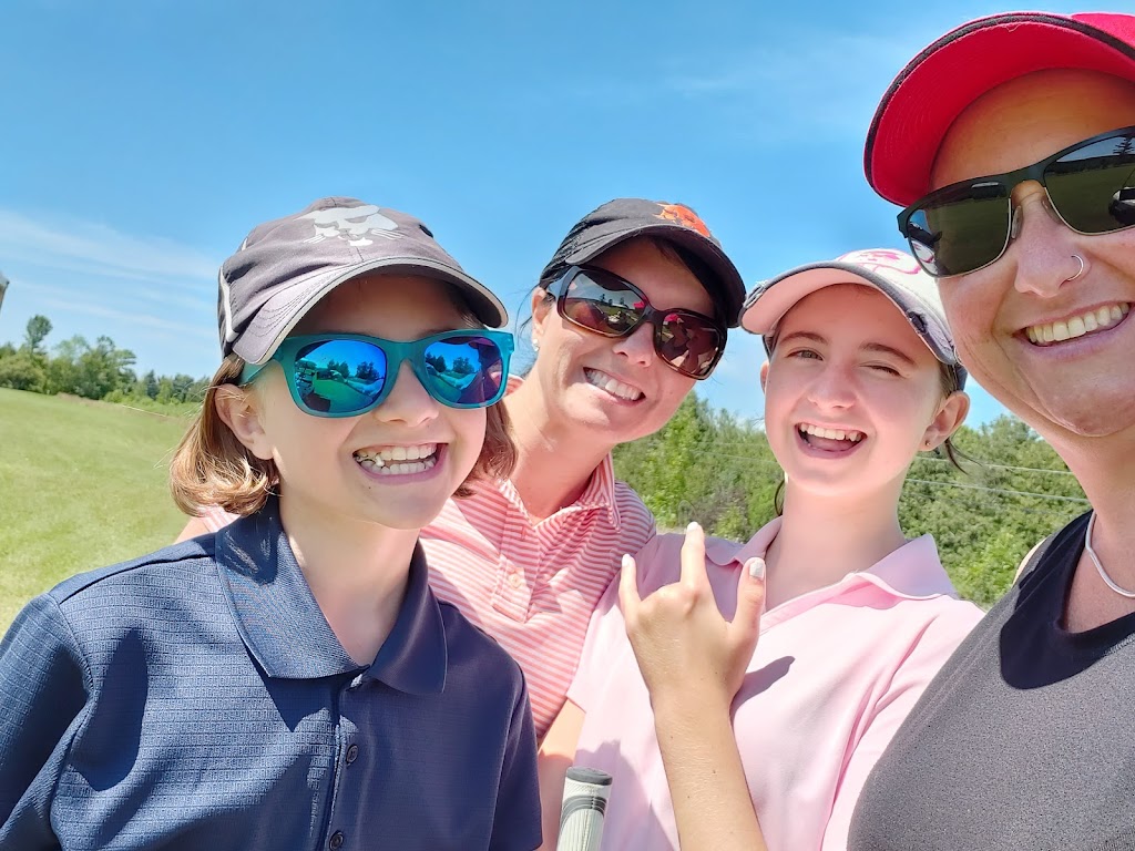 Wiarton Bluffs Golf Club | 502386 Grey Rd 1, Wiarton, ON N0H 2T0, Canada | Phone: (519) 534-0005