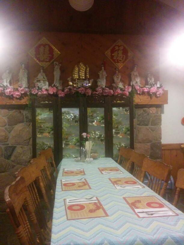 China House Restaurant | 390 Muskoka Rd N, Gravenhurst, ON P1P 1G3, Canada | Phone: (705) 687-7971