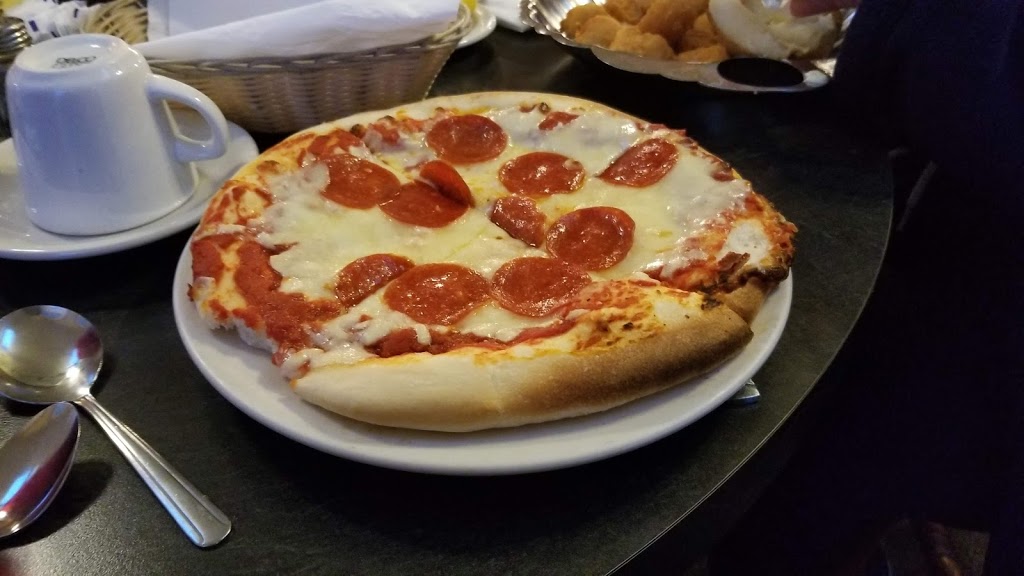 Spa Restaurant | 869 Washington St, West Stewartstown, NH 03597, USA | Phone: (603) 246-3039