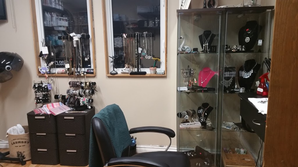 Hair Pizzaz | 370 Whitehead Crescent, Caledon, ON L7E 3Z3, Canada | Phone: (647) 987-5932