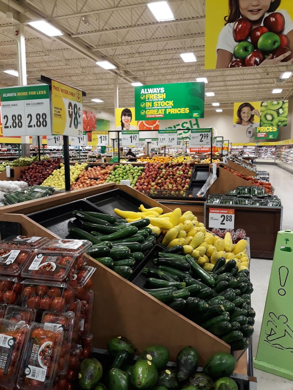 The Shoppes at Fairwinds | 5687 Hazeldean Rd, Stittsville, ON K2S 0P6, Canada | Phone: (613) 836-3679