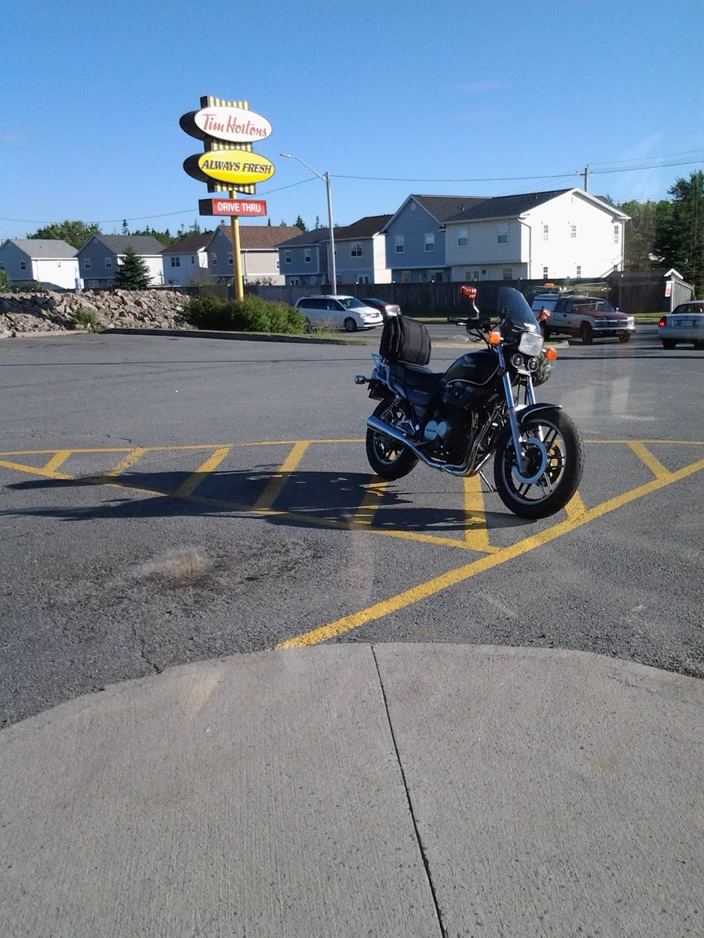Tim Hortons | 1844 St Margarets Bay Rd, Timberlea, NS B3T 1B8, Canada | Phone: (902) 431-2992