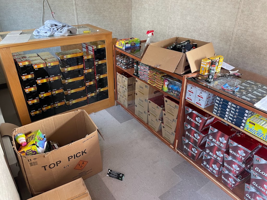 BIG RIG FIREWORKS CAPILANO | 1823 Capilano Rd, North Vancouver, BC V7P 3B5, Canada | Phone: (604) 499-6991