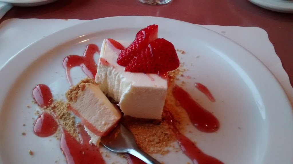 Restaurant Lussier | 2005 Rue Saint-Pierre O, Saint-Hyacinthe, QC J2T 1P8, Canada | Phone: (450) 773-1464