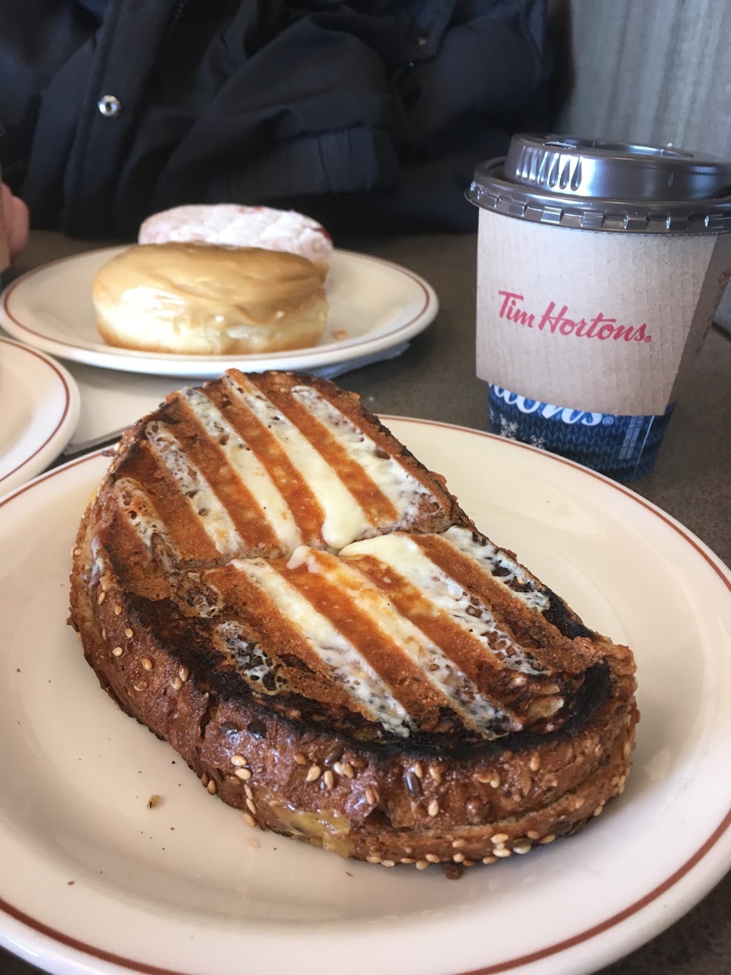 Tim Hortons | 3601 Boulevard Fréchette Suite 1, Chambly, QC J3L 0E6, Canada | Phone: (450) 658-7526