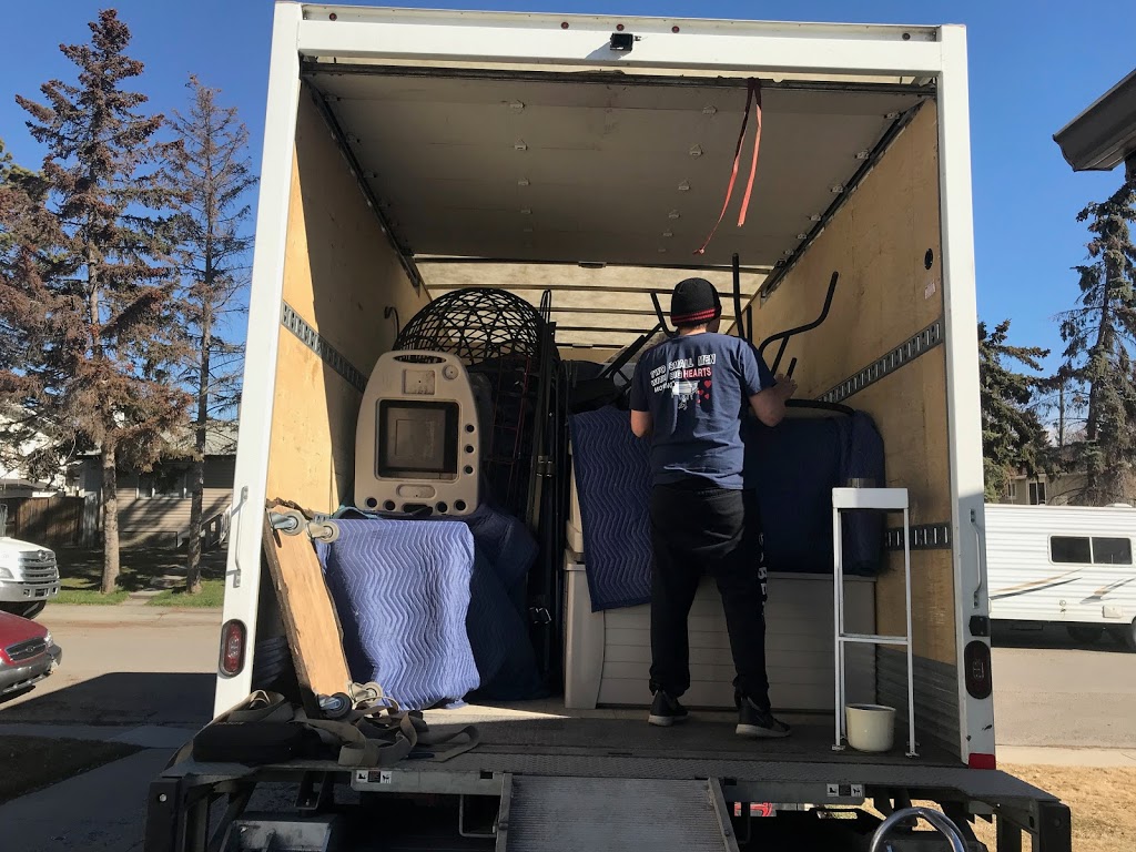 Two Small Men with Big Hearts - Moving Company in Saskatoon | 1335 Fletcher Rd, Saskatoon, SK S7M 5H5, Canada | Phone: (306) 934-6688