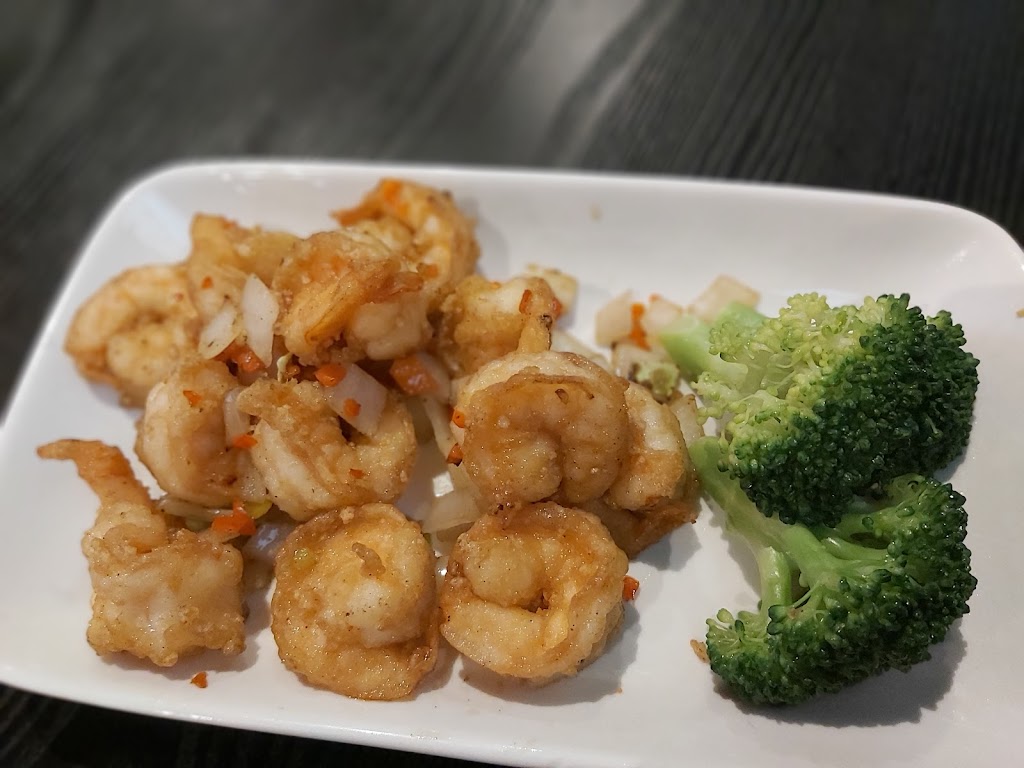 Island Mix Restaurant & Lounge | 843 King St W, Oshawa, ON L1J 2L4, Canada | Phone: (905) 571-3649