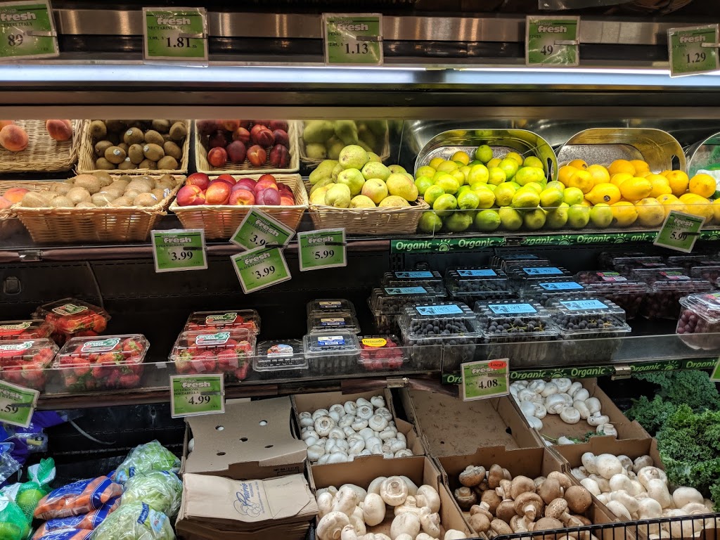 Sunshine Market | 4600 Lakeshore Rd, Kelowna, BC V1W 1X4, Canada | Phone: (250) 764-7344