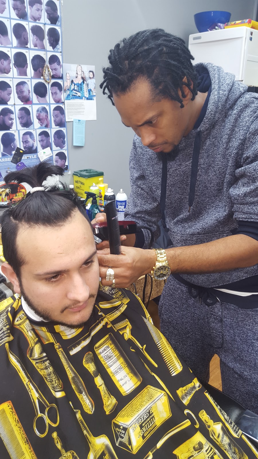New Era Barber & Beauty Salon | 42 Dean St, Brampton, ON L6W 1M6, Canada | Phone: (905) 453-5059