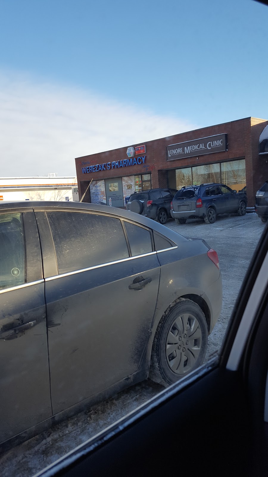 Werezaks Pharmacy Ltd | 123 Lenore Dr, Saskatoon, SK S7K 7H9, Canada | Phone: (306) 931-6662